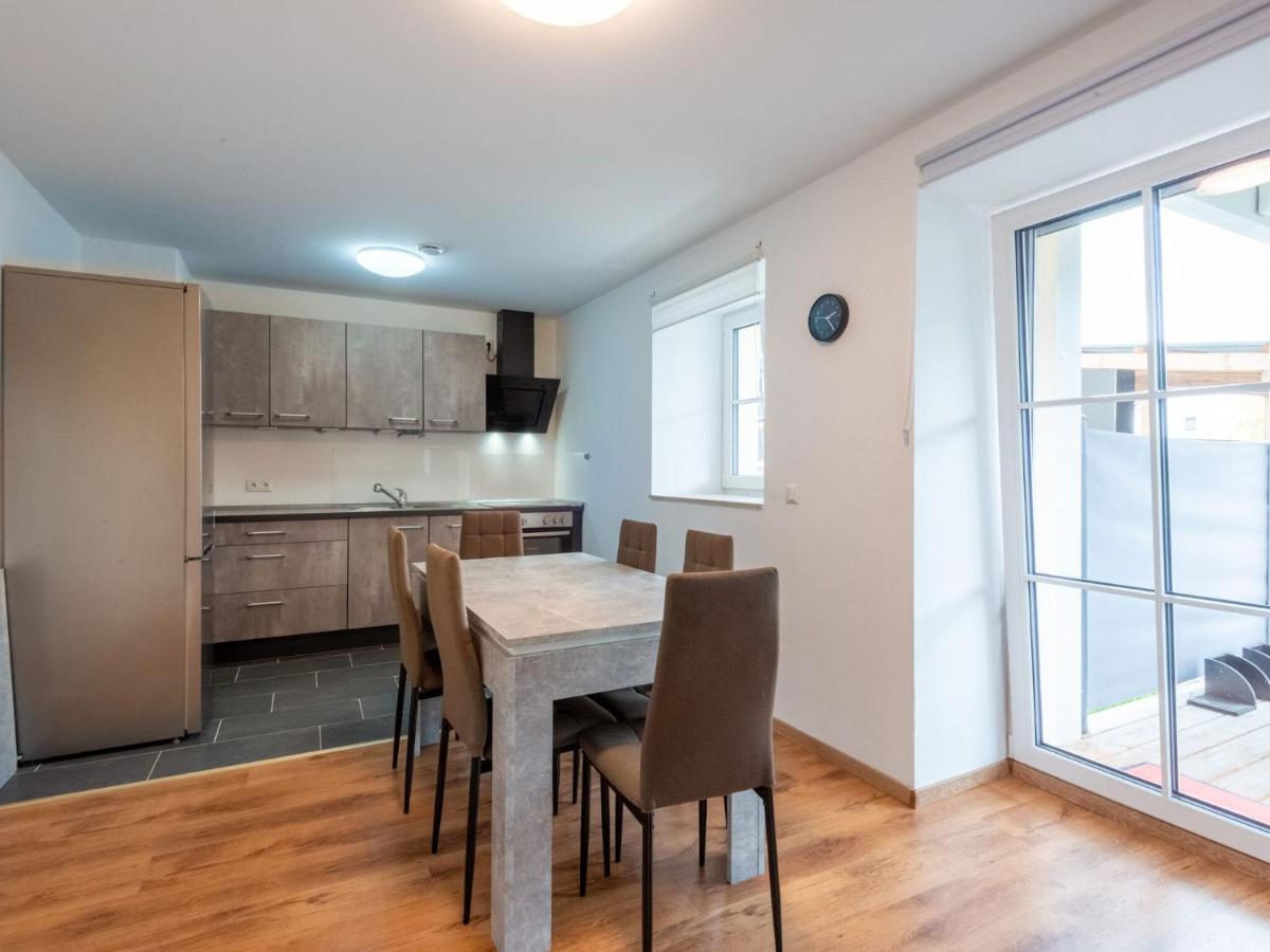 Apartment With Terrace In An Ideal Location Haunsheim Exteriér fotografie