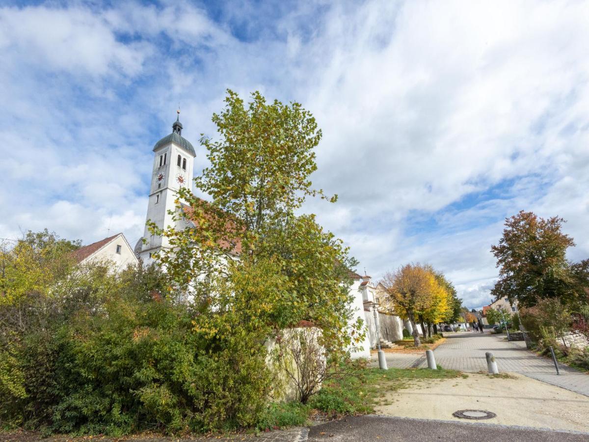 Apartment With Terrace In An Ideal Location Haunsheim Exteriér fotografie