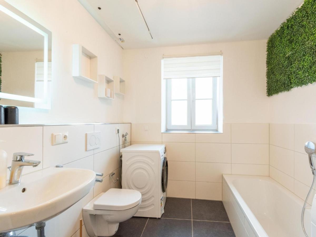 Apartment With Terrace In An Ideal Location Haunsheim Exteriér fotografie