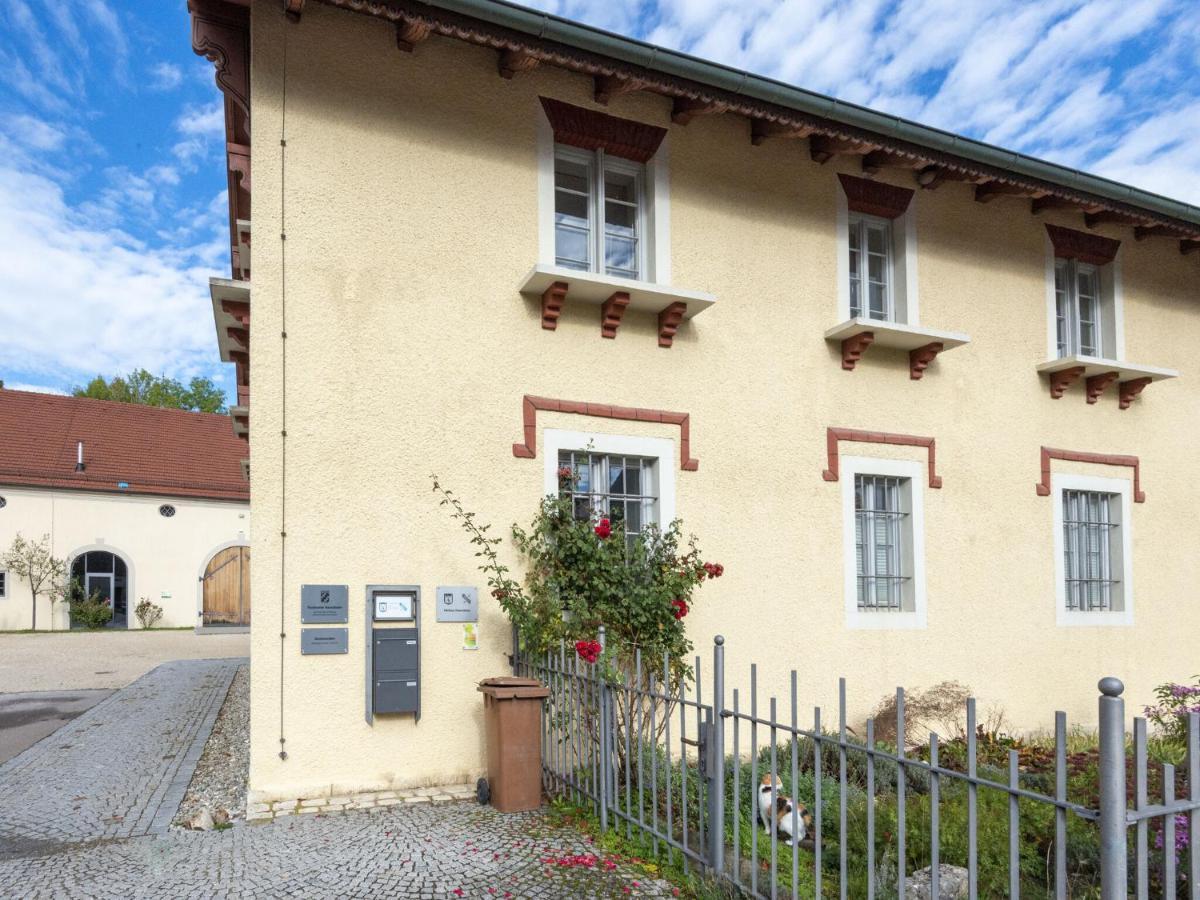 Apartment With Terrace In An Ideal Location Haunsheim Exteriér fotografie