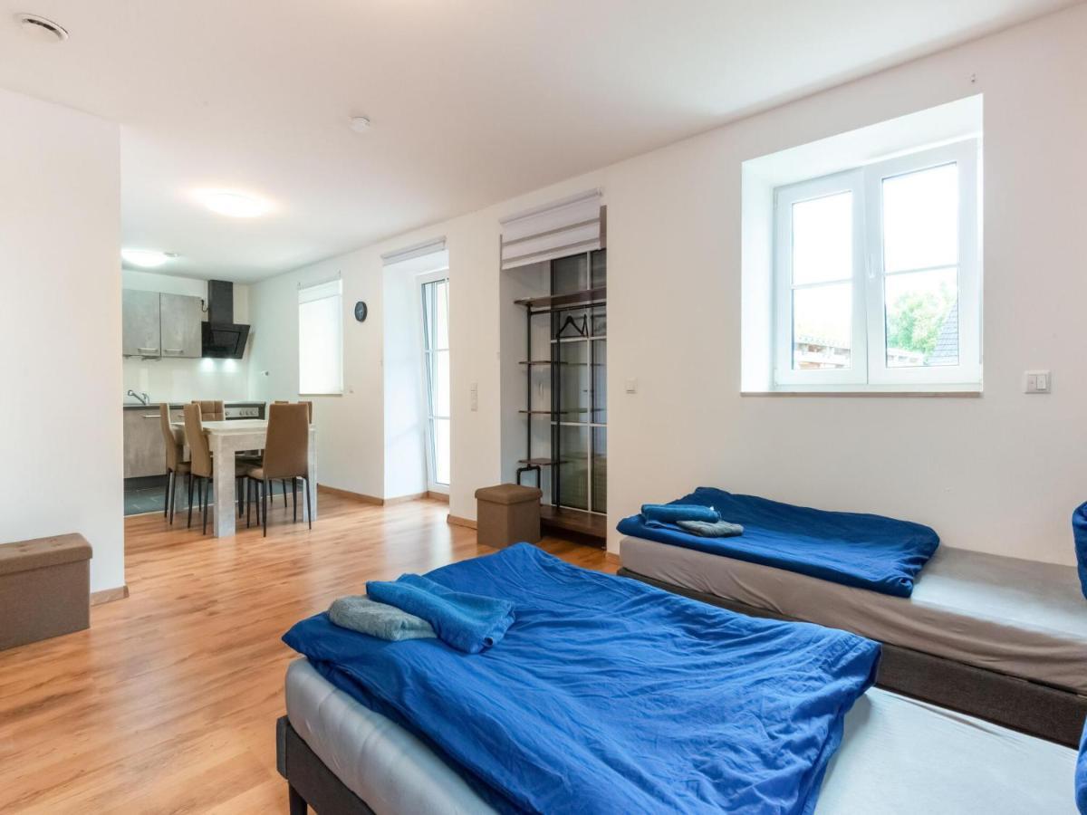 Apartment With Terrace In An Ideal Location Haunsheim Exteriér fotografie